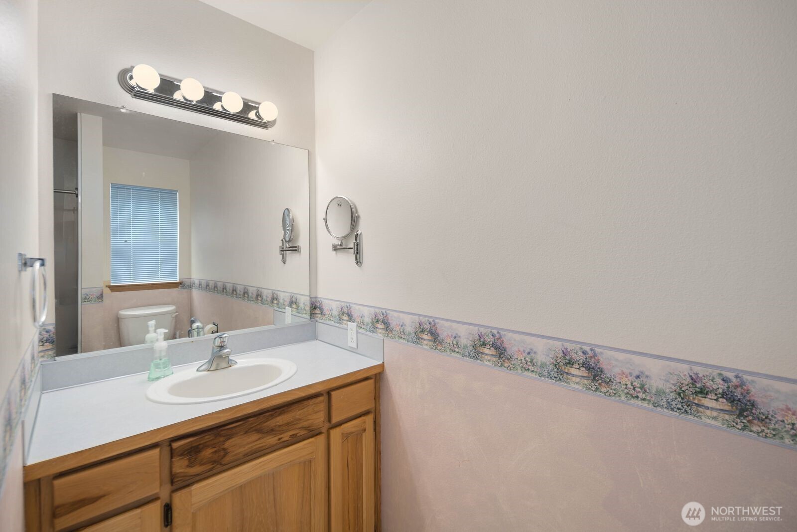 2220 Williams Road Oak Harbor, WA 98277 - Photo 24 of 37