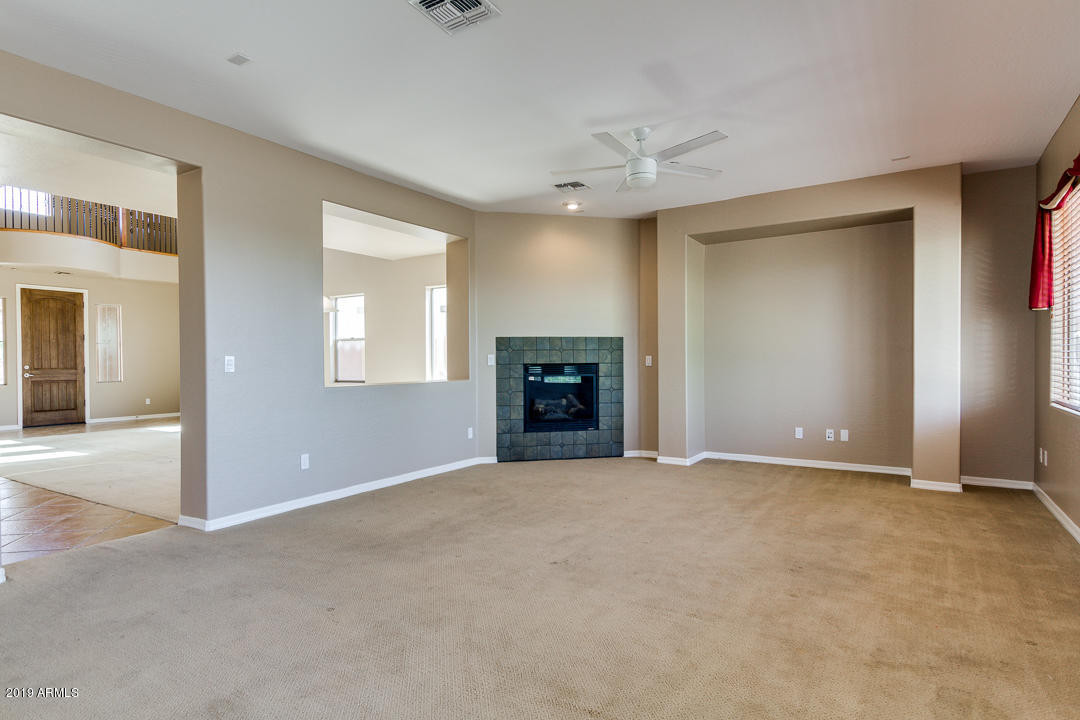9121 West Plum Road Peoria, AZ 85383 - Photo 15 of 69 16-Plum