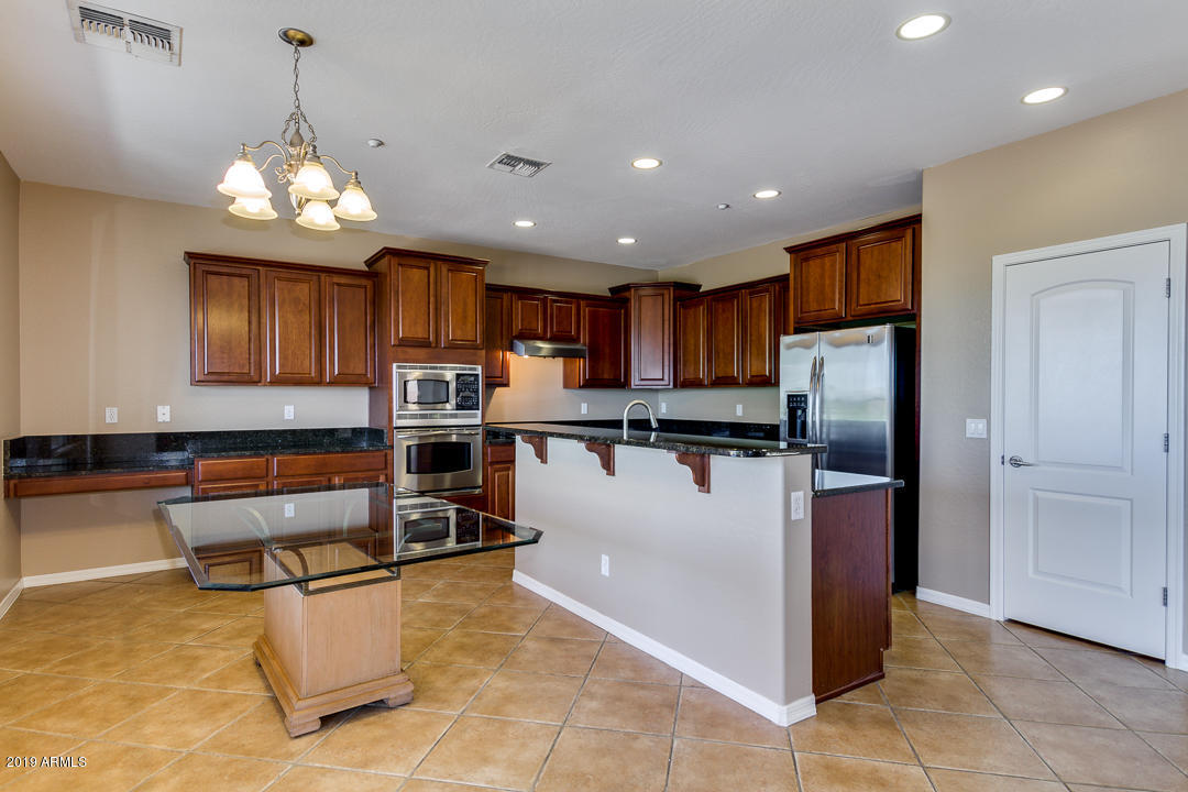 9121 West Plum Road Peoria, AZ 85383 - Photo 19 of 69 20-Plum