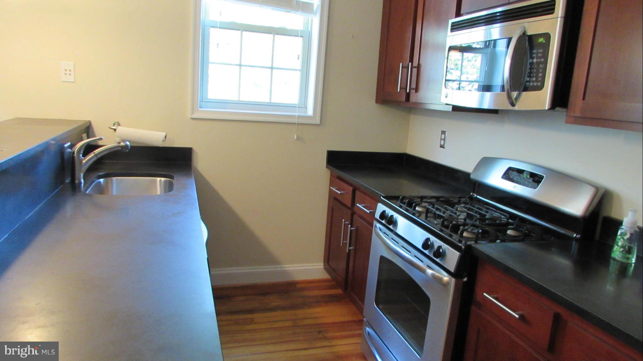 410 15th Street Northeast, Unit 21 Washington, DC 20002 - Photo 5 of 12 Kitchen