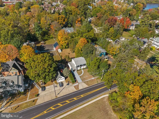 $449,000 | 25 North Evergreen Avenue, Woodbury, NJ 08096