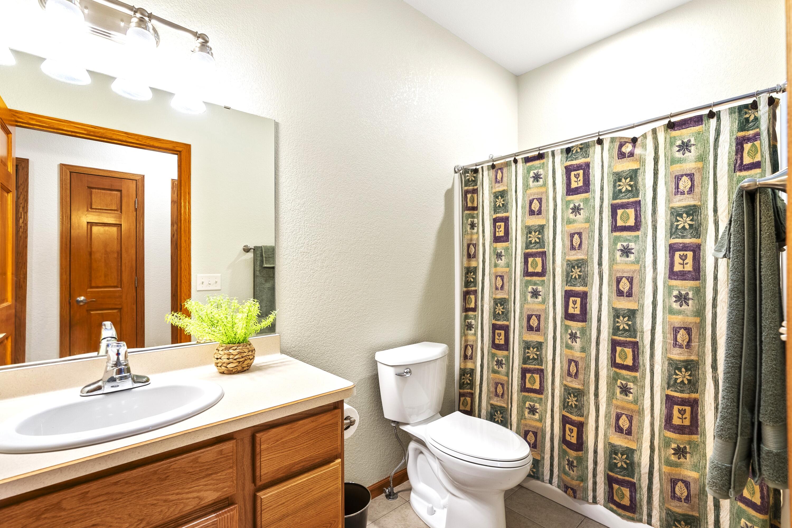 113 Community Drive Fall River, WI 53932 - Photo 25 of 40 Main Level Guest Bath
