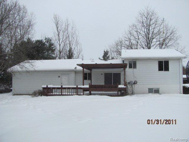 1729 Farnsworth Road Lapeer, MI 48446 - Photo 8 of 8 2.rear-2