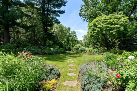 $4,000,000 | 157 Grove Street, Westwood, MA 02090