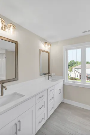 $649,900 | 16546 Pear Avenue, Orland Park, IL 60467