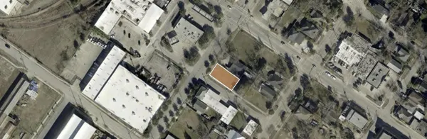 $310,000 | 102 North Sampson Street, Houston, TX 77003