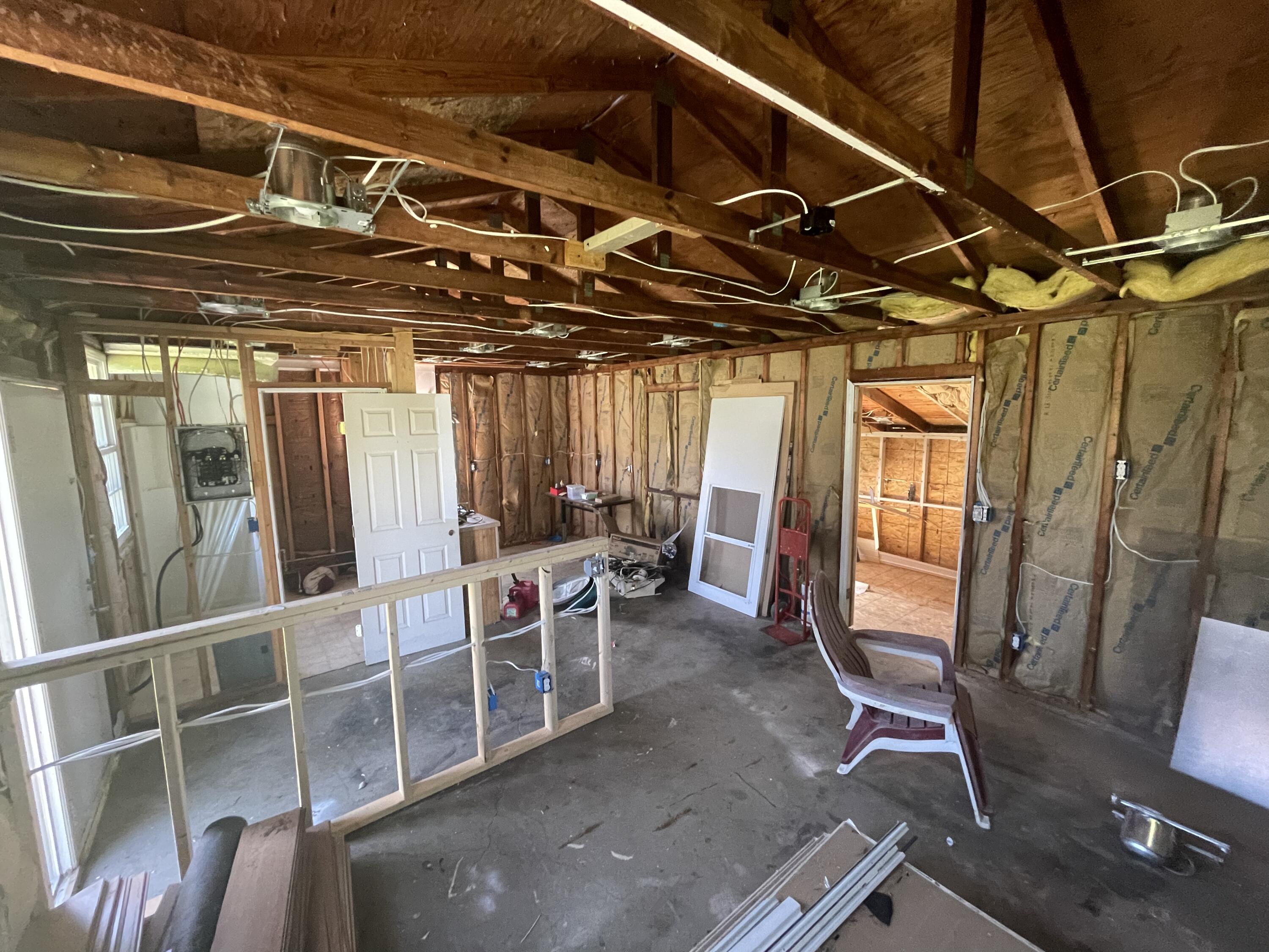 4418 Cove Road Roanoke, VA 24017 - Photo 47 of 56 B8D2115E-8577-4498-AF7E-B9B9C543101B