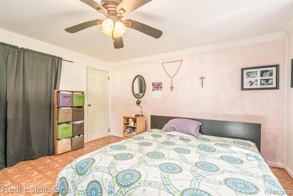 26393 Power Road Farmington Hills, MI 48334 - Photo 34 of 37