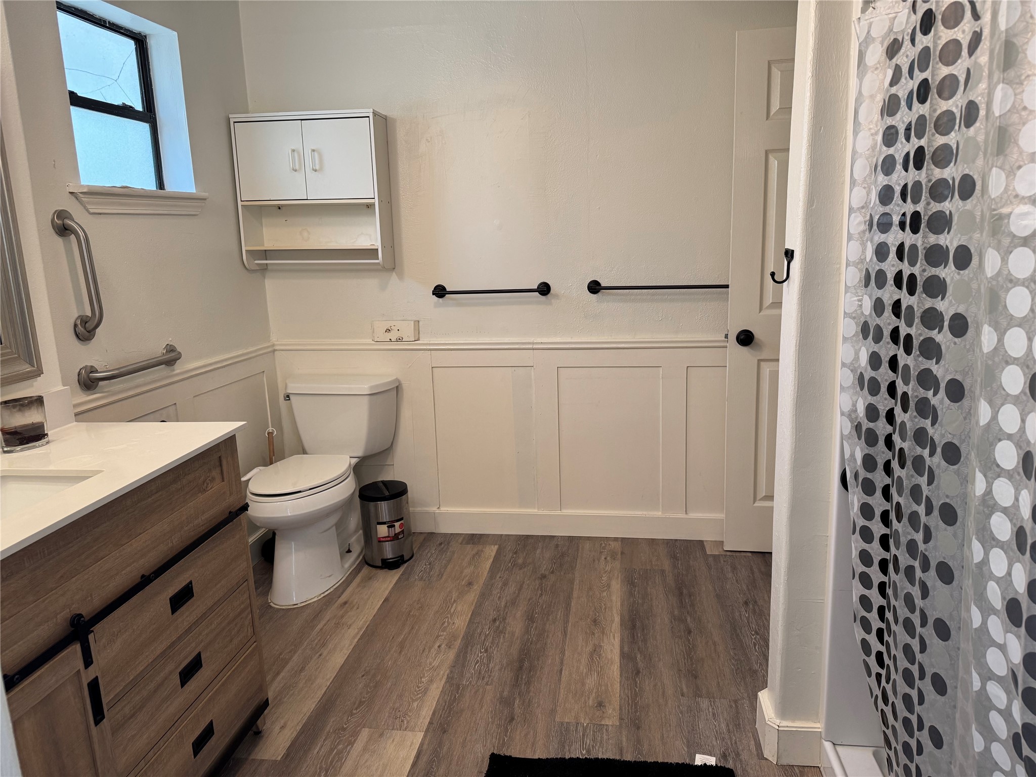 41 Joyce Street Shepherd, TX 77371 - Photo 11 of 18 Spacious fully remodeled bathroom