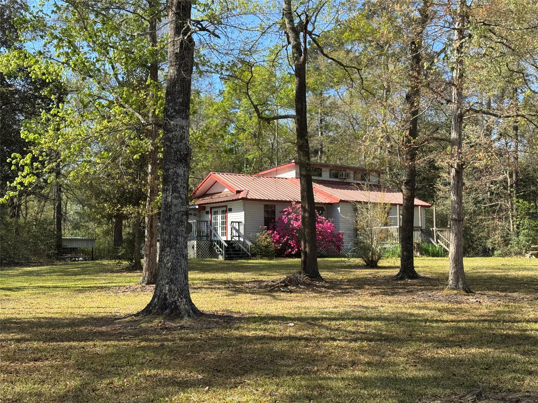 41 Joyce Street Shepherd, TX 77371 - Photo 3 of 18