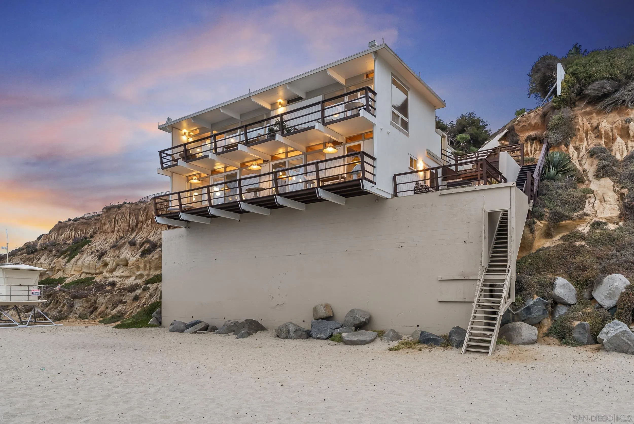 430 Moonlight Lane Encinitas, CA 92024 - Photo 17 of 28 a view of a house with a wooden fence
