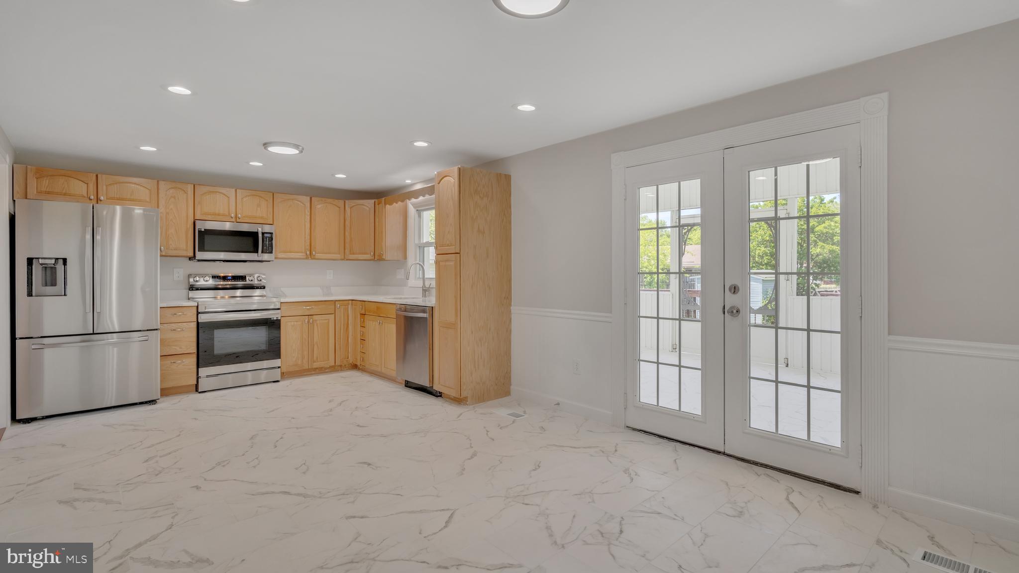 5606 Daniel Circle Waldorf, MD 20601 - Photo 5 of 30