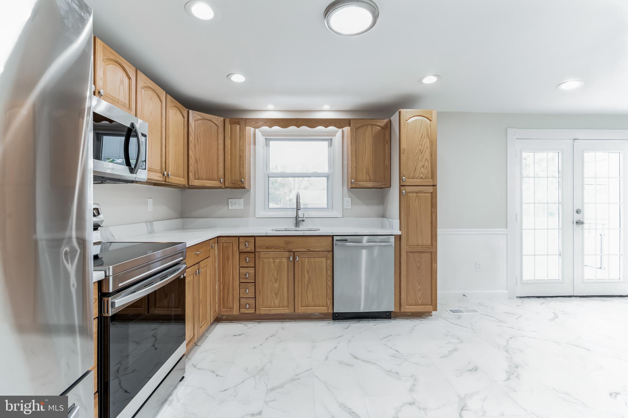 5606 Daniel Circle Waldorf, MD 20601 - Photo 6 of 30