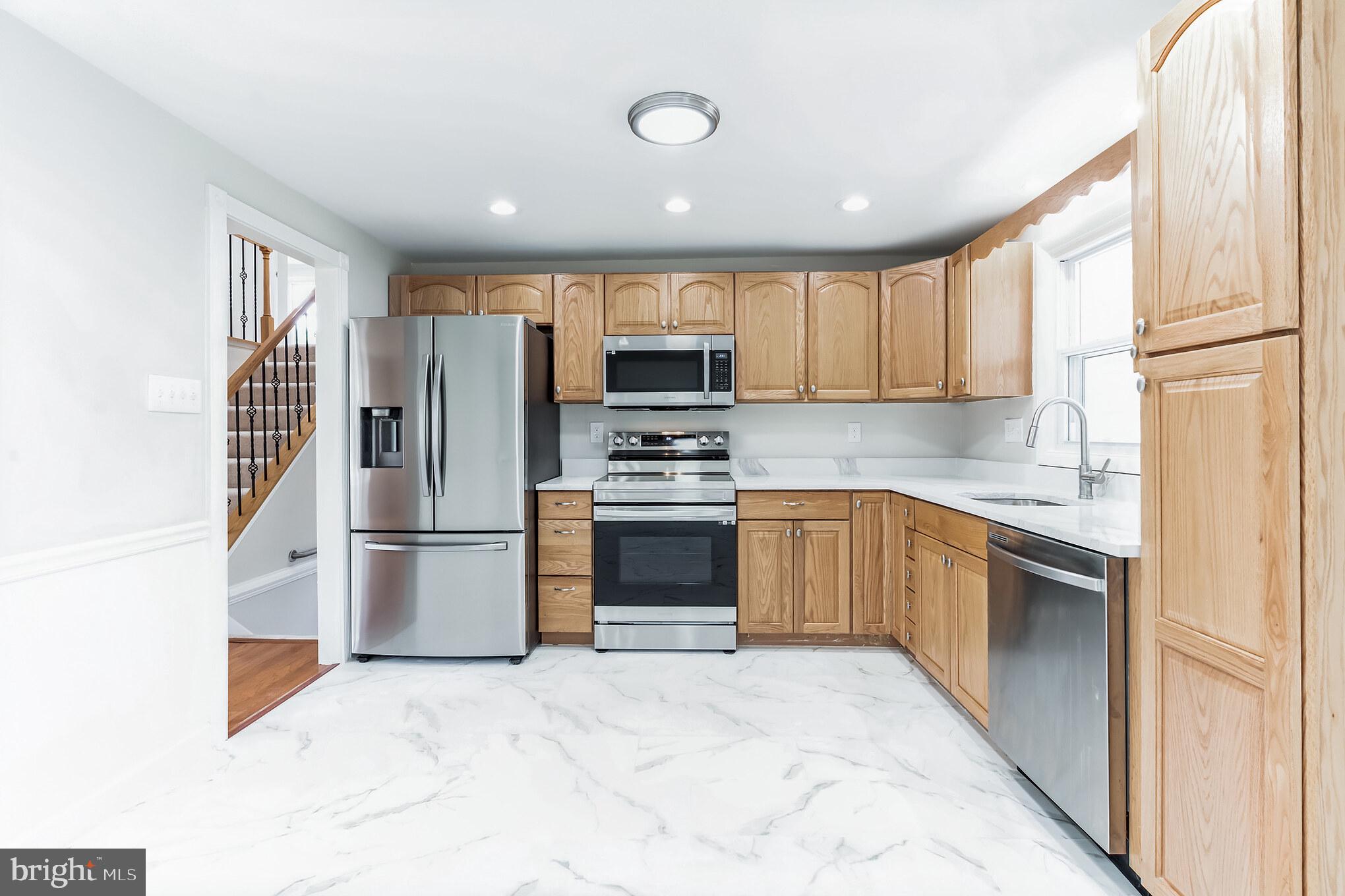 5606 Daniel Circle Waldorf, MD 20601 - Photo 8 of 30