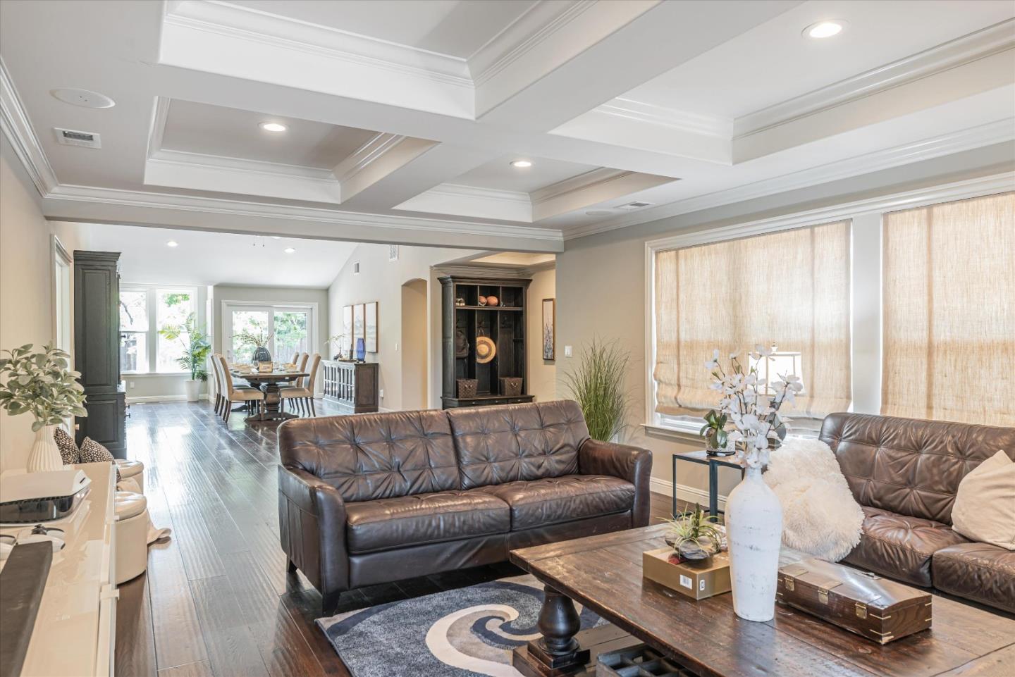 20812 Prospect Road Saratoga, CA 95070 - Photo 8 of 56 Gallery Image 8