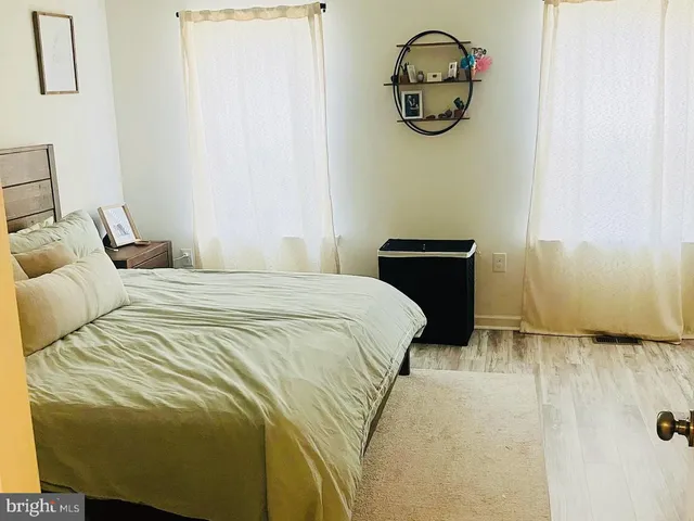 $1,975 | 4935 Laurel Valley Lane, Enola, PA 17025