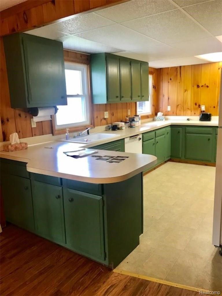 6436 Rossman Road Kingston, MI 48741 - Photo 10 of 16 6436 Rossman large kitchen.jpg