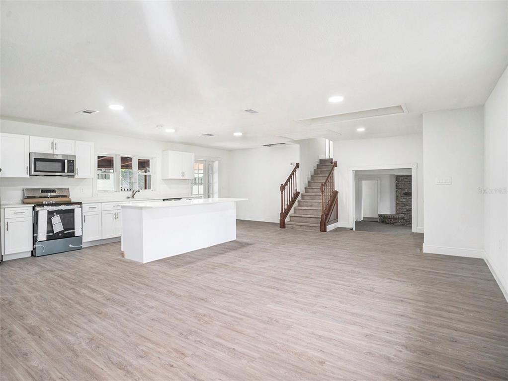 5136 Colbert Road Lakeland, FL 33812 - Photo 5 of 28 a view of a kitchen with furniture and a kitchen