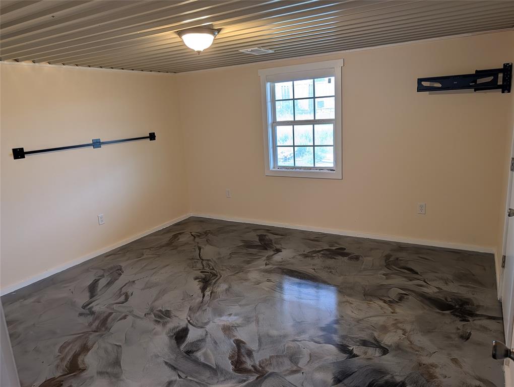 613 North Access Road Merkel, TX 79536 - Photo 11 of 11 a view of empty room