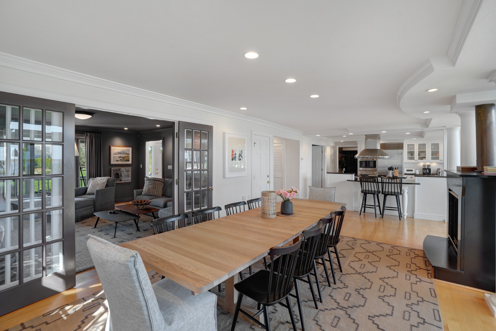 93 Edgartown Bay Road Edgartown, MA 02539 - Photo 12 of 34 Dining Area