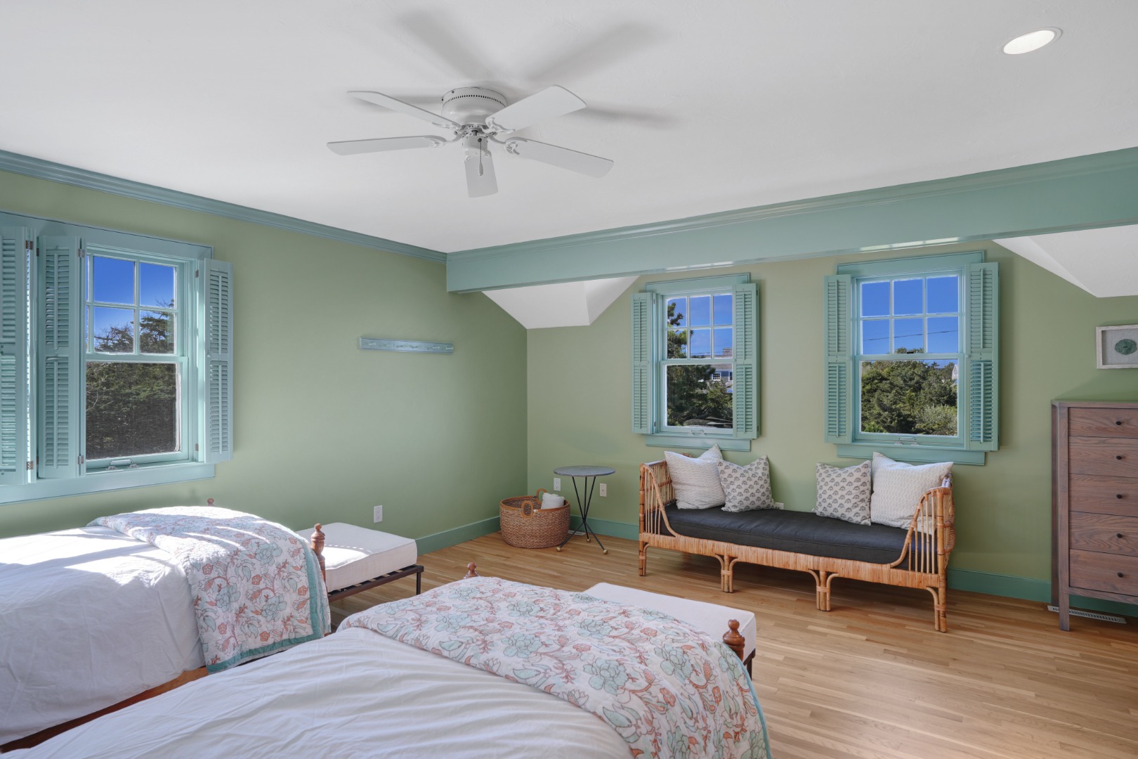 93 Edgartown Bay Road Edgartown, MA 02539 - Photo 21 of 34 En-suite Bedroom #2