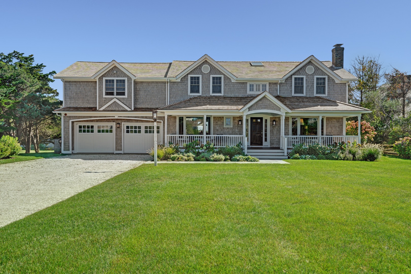 93 Edgartown Bay Road Edgartown, MA 02539 - Photo 4 of 34 Front of Home