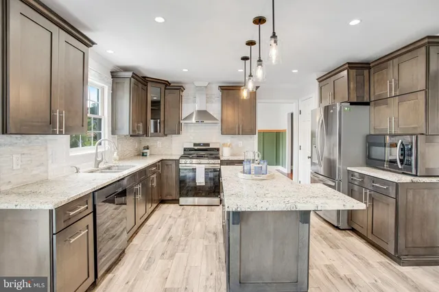 $3,400 | 359 Eustace Road, Stafford, VA 22554