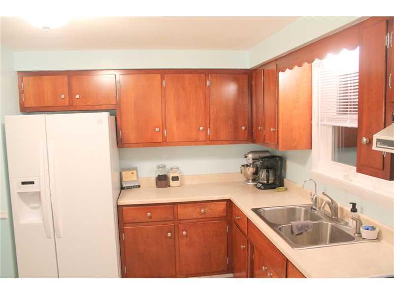 561 North Pike Road Sarver, PA 16055 - Photo 7 of 20 Kitchen.