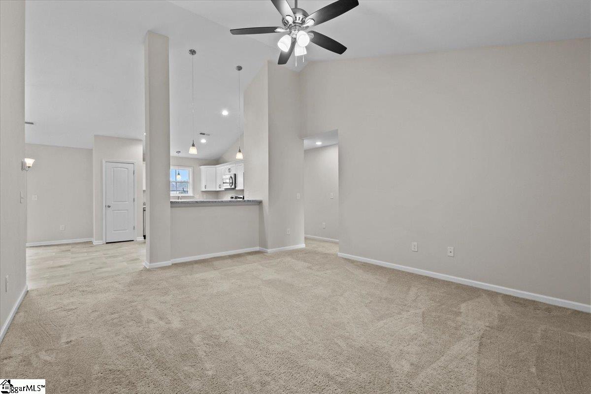 892 Hampton Road Lyman, SC 29365 - Photo 3 of 24