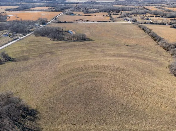 $185,000 | 2255 B Riley Road, Ottawa, KS 66067