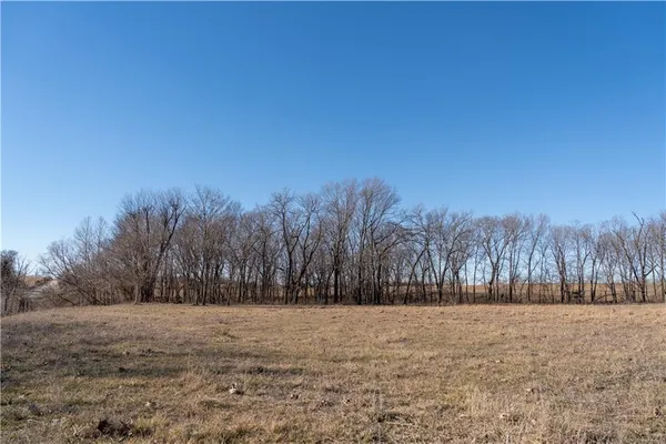 $185,000 | 2255 B Riley Road, Ottawa, KS 66067