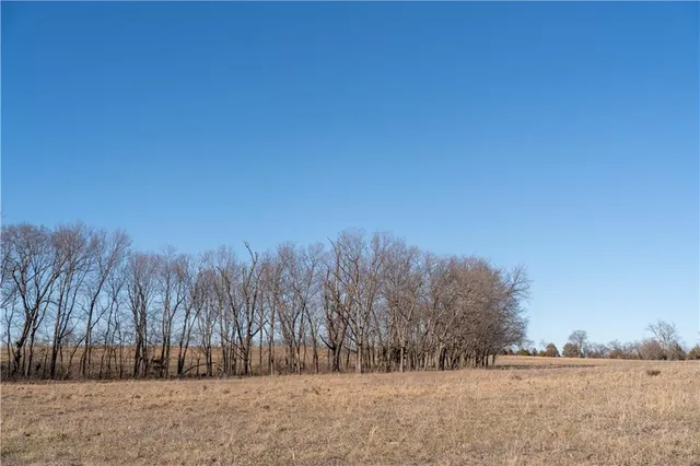 $185,000 | 2255 B Riley Road, Ottawa, KS 66067