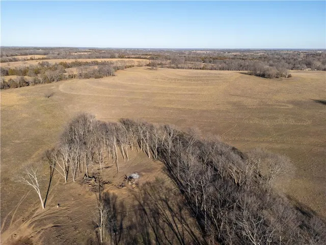 $185,000 | 2255 B Riley Road, Ottawa, KS 66067