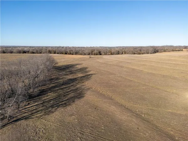$185,000 | 2255 B Riley Road, Ottawa, KS 66067