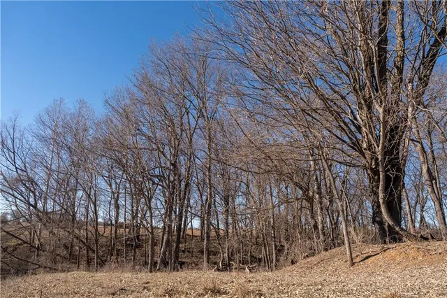 $185,000 | 2255 B Riley Road, Ottawa, KS 66067