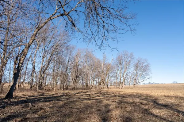 $185,000 | 2255 B Riley Road, Ottawa, KS 66067