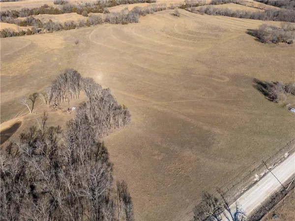 $185,000 | 2255 B Riley Road, Ottawa, KS 66067