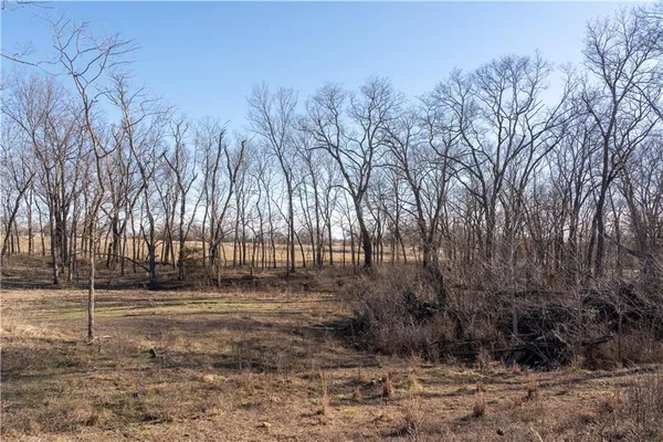$185,000 | 2255 B Riley Road, Ottawa, KS 66067