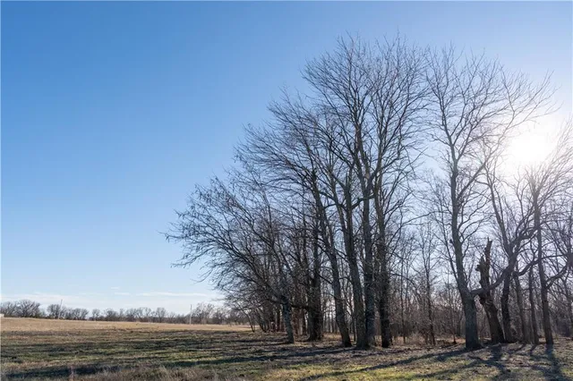 $185,000 | 2255 B Riley Road, Ottawa, KS 66067