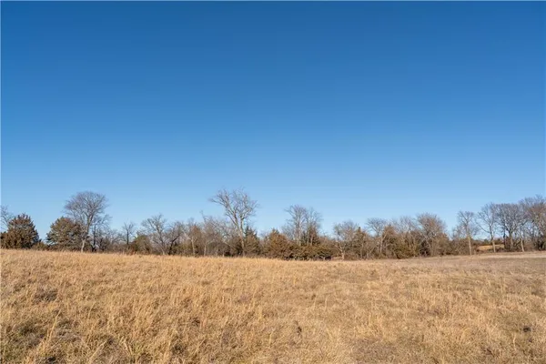 $185,000 | 2255 B Riley Road, Ottawa, KS 66067