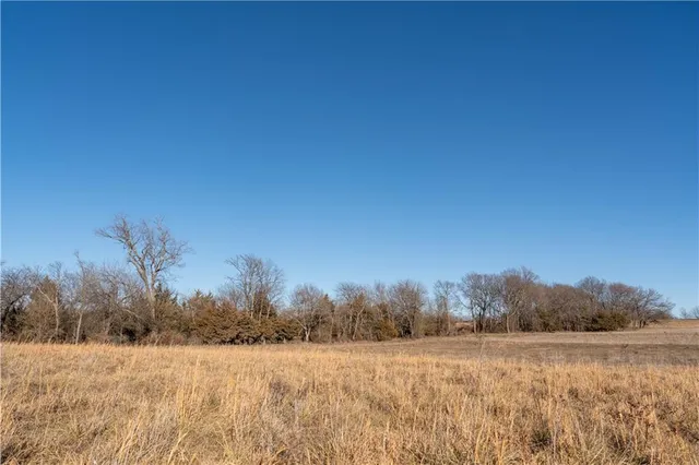 $185,000 | 2255 B Riley Road, Ottawa, KS 66067