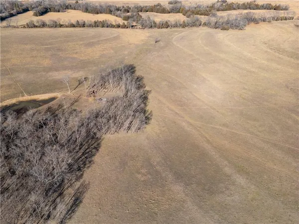 $185,000 | 2255 B Riley Road, Ottawa, KS 66067