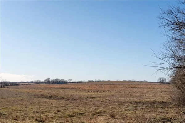 $185,000 | 2255 B Riley Road, Ottawa, KS 66067