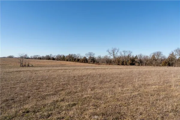 $185,000 | 2255 B Riley Road, Ottawa, KS 66067
