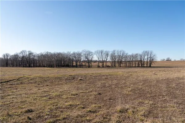 $185,000 | 2255 B Riley Road, Ottawa, KS 66067