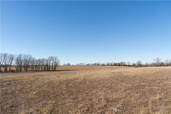 $185,000 | 2255 B Riley Road, Ottawa, KS 66067