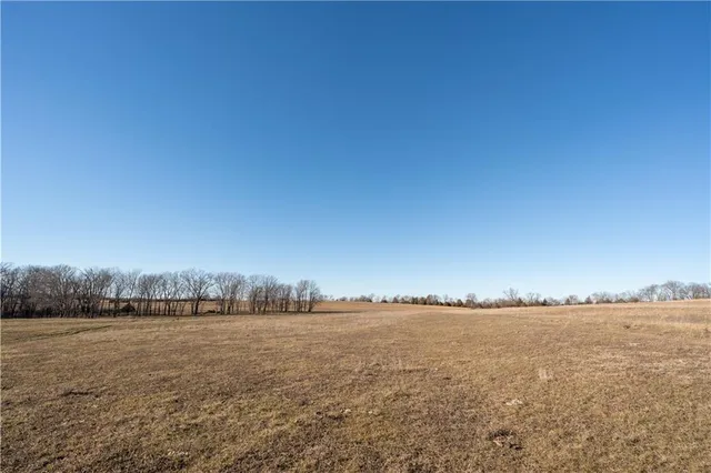 $185,000 | 2255 B Riley Road, Ottawa, KS 66067