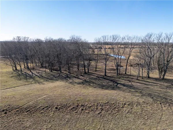 $185,000 | 2255 B Riley Road, Ottawa, KS 66067