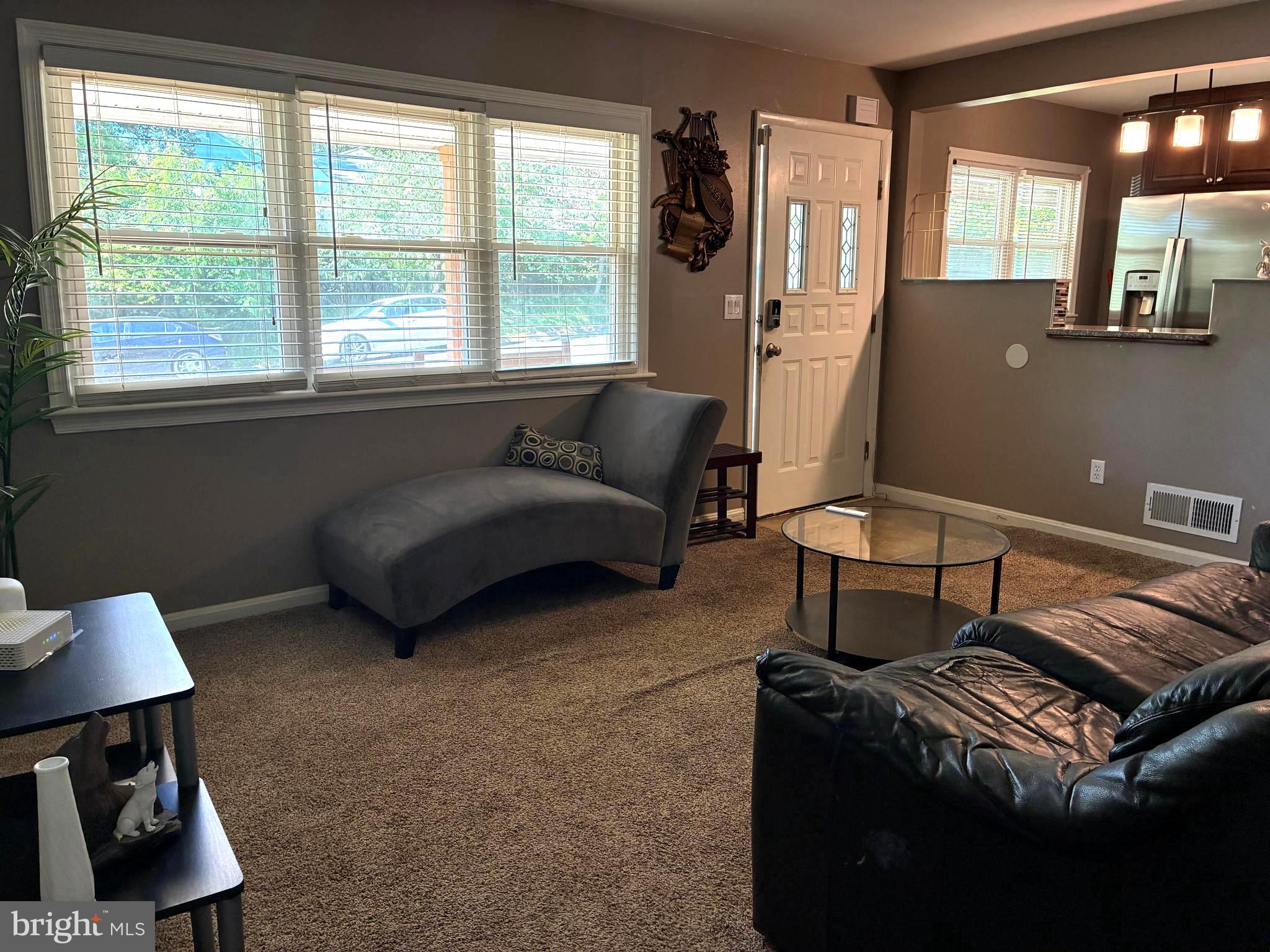 5112 Hollywood Road College Park, MD 20740 - Photo 7 of 28 Main Living Area 3