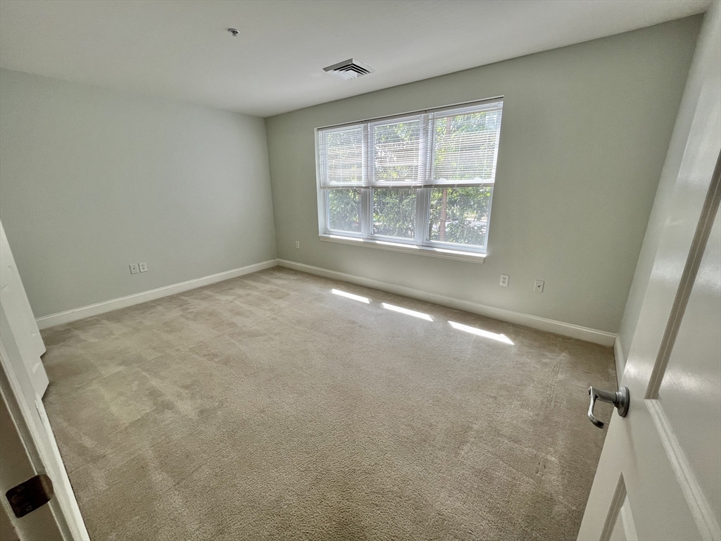 320 Rindge Avenue, Unit 204 Cambridge, MA 02140 - Photo 8 of 9